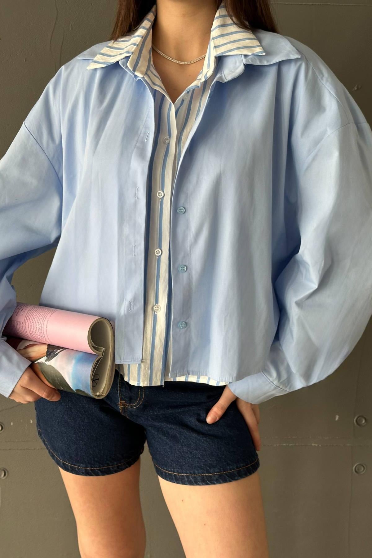 Chemise courte à effet doublé chemise oversize