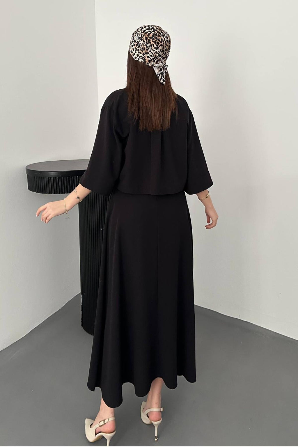 Robe bretelles avec chemise courte