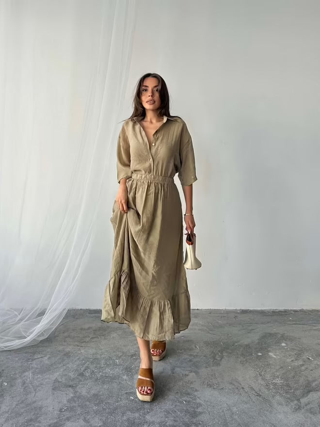 Ensemble jupe et chemise tres fluide et fin