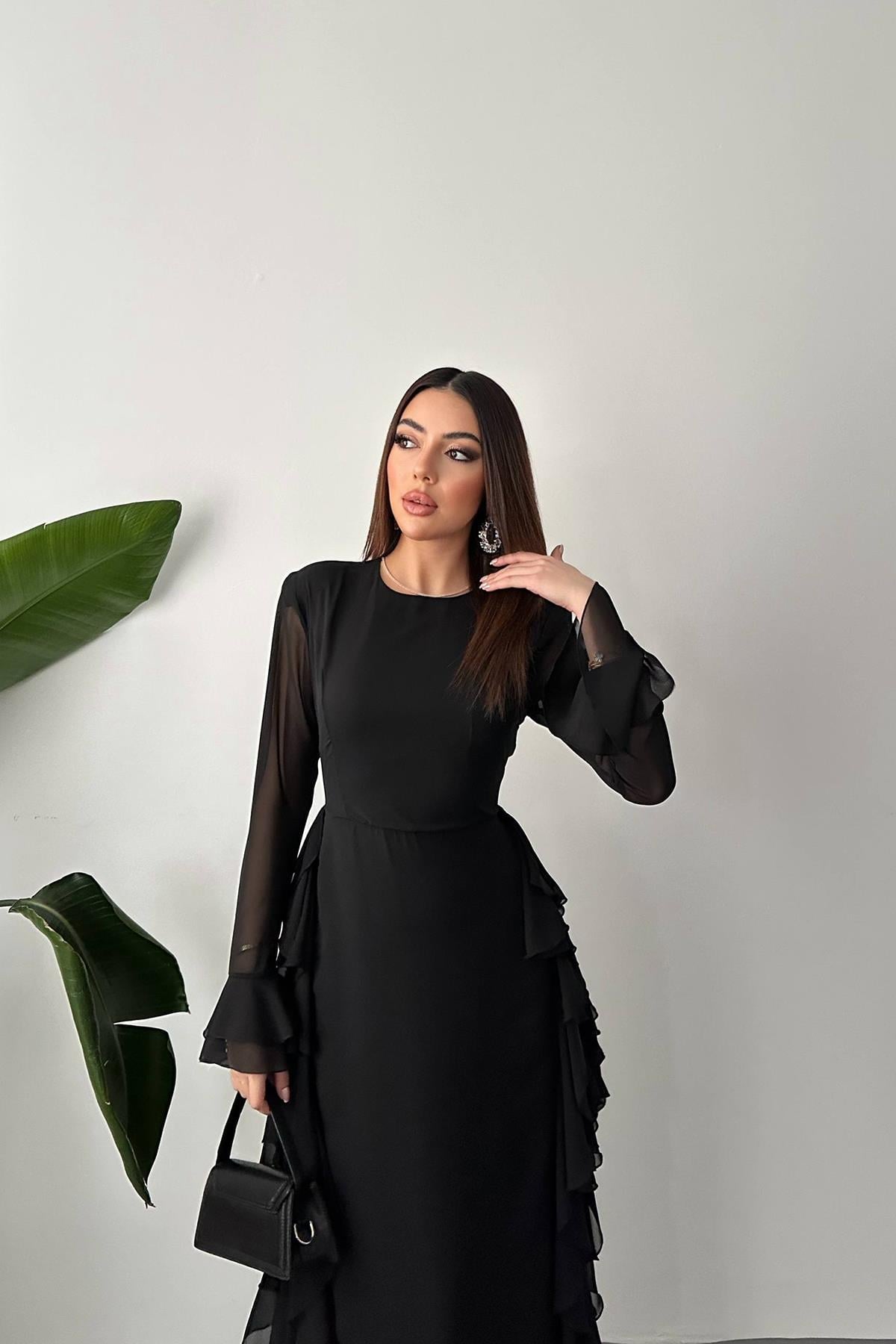 Robe détails volantés
