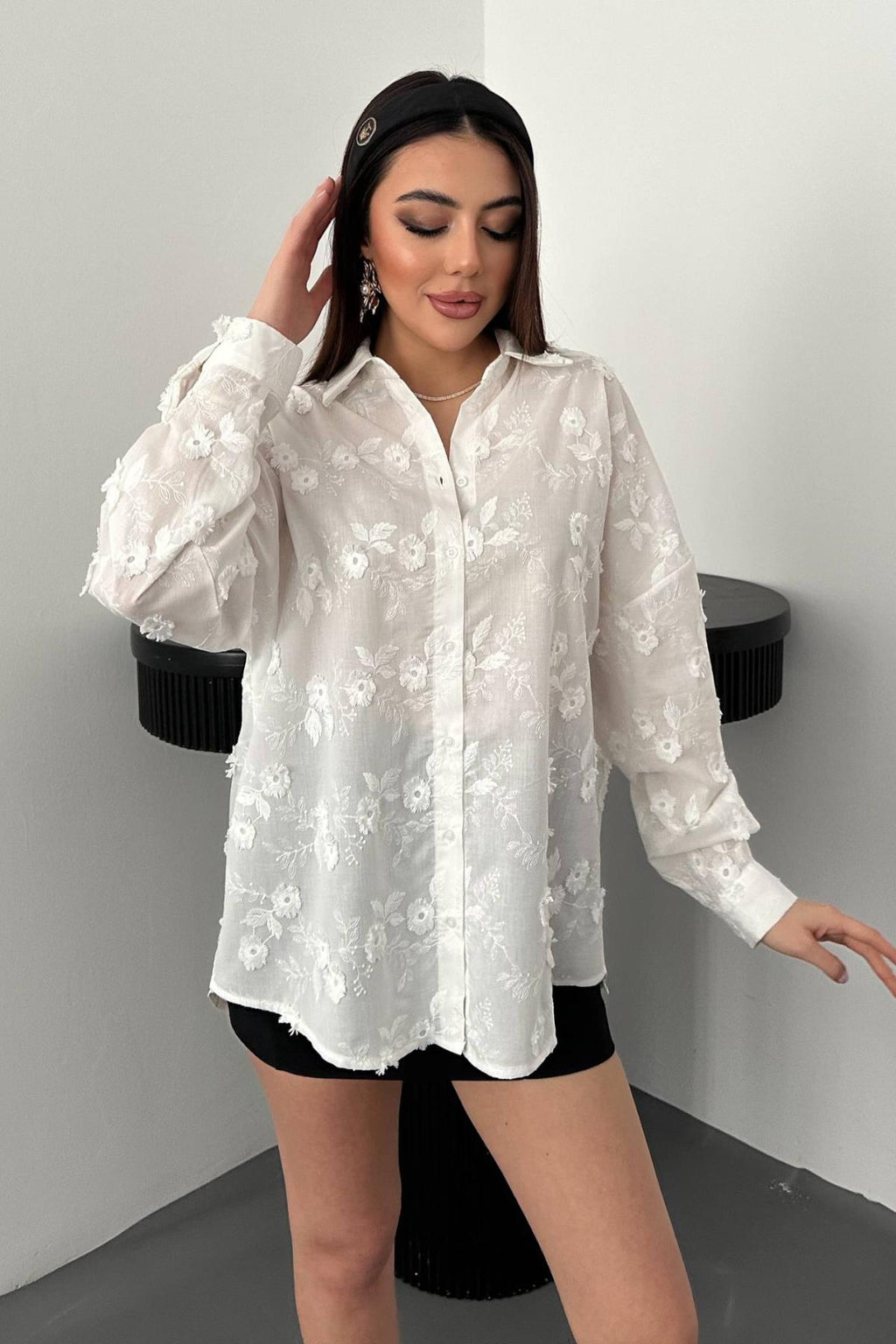 Chemise brodée fleurs