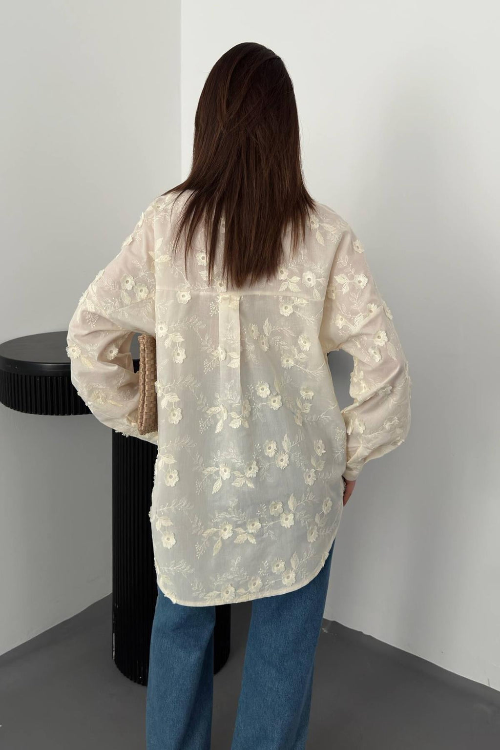 Chemise brodée fleurs