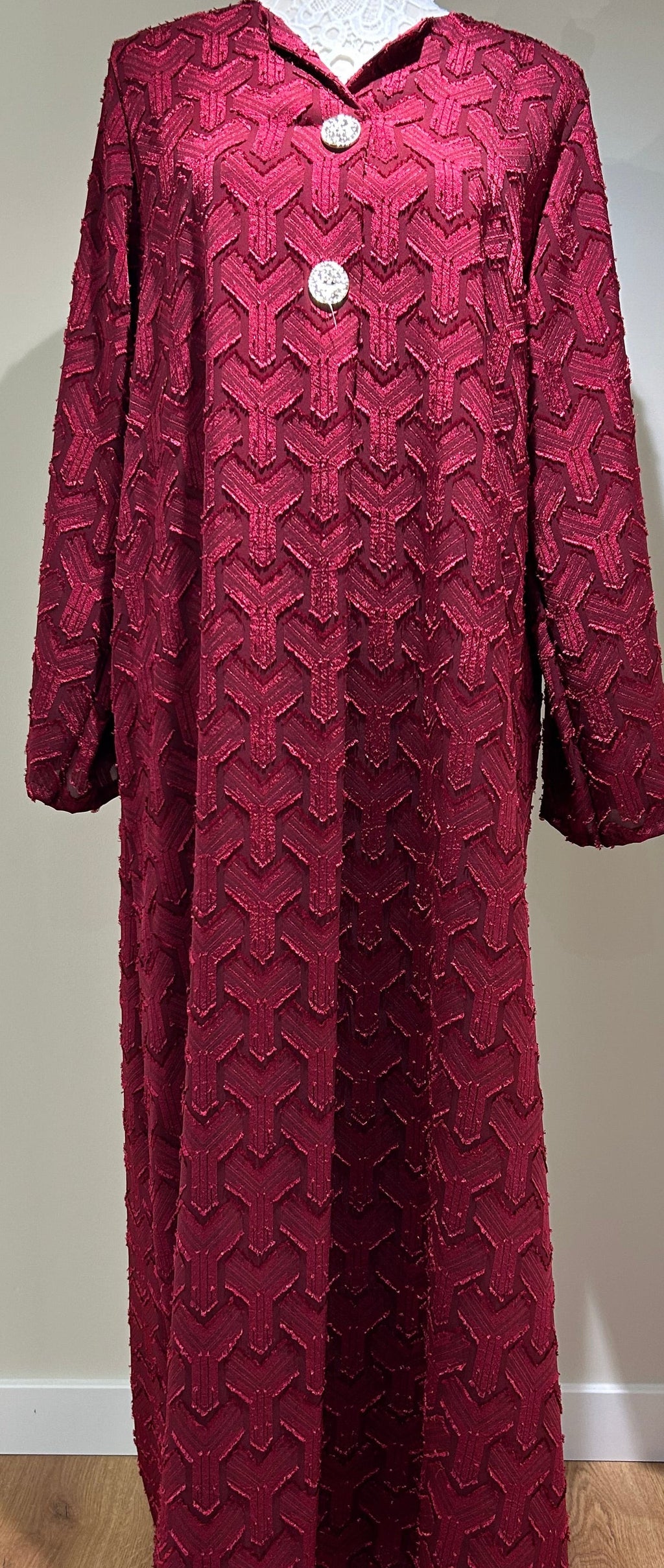Robe col Y détail bouton dorée