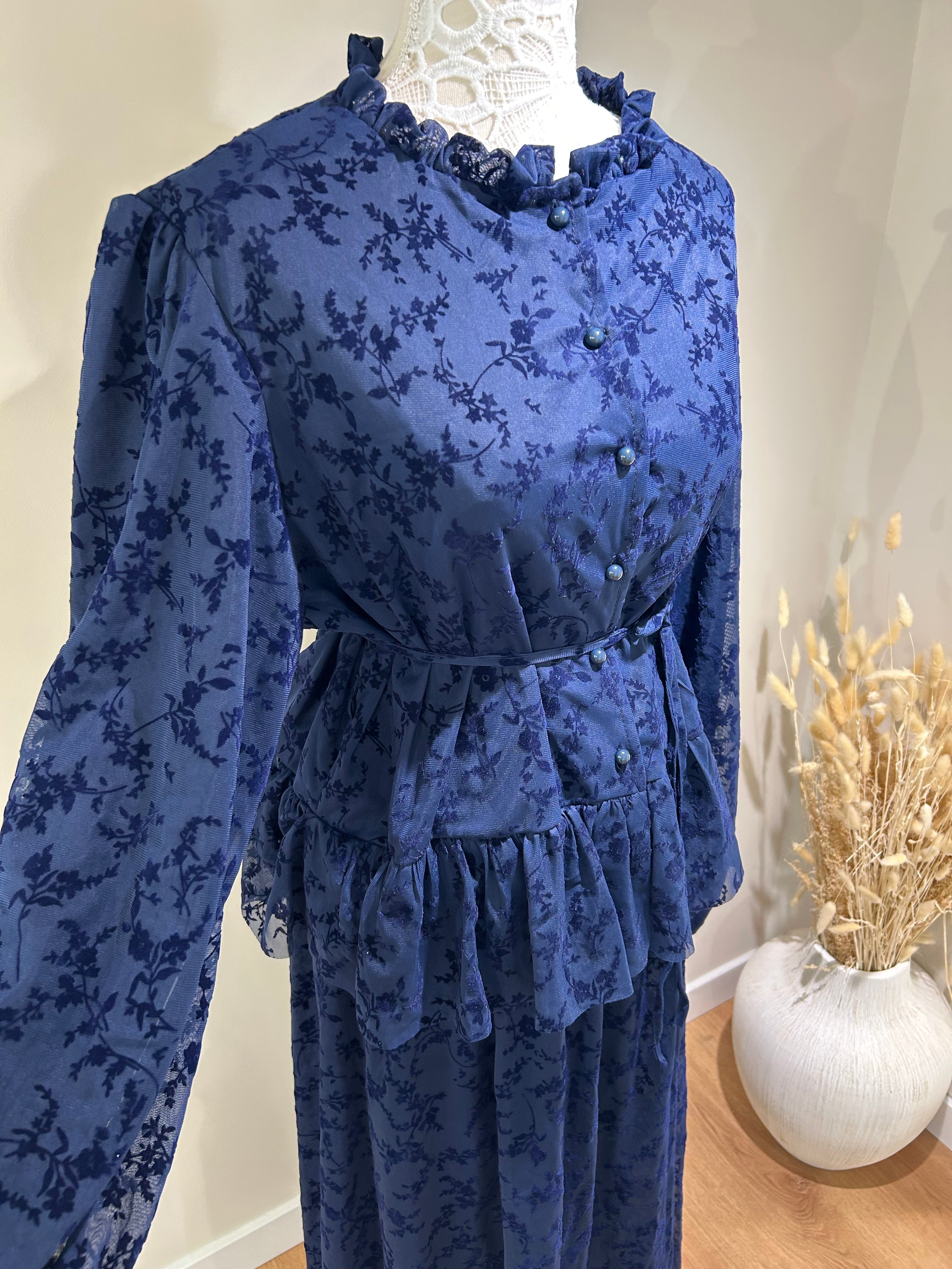 Ensemble jupe à motifs brodée
