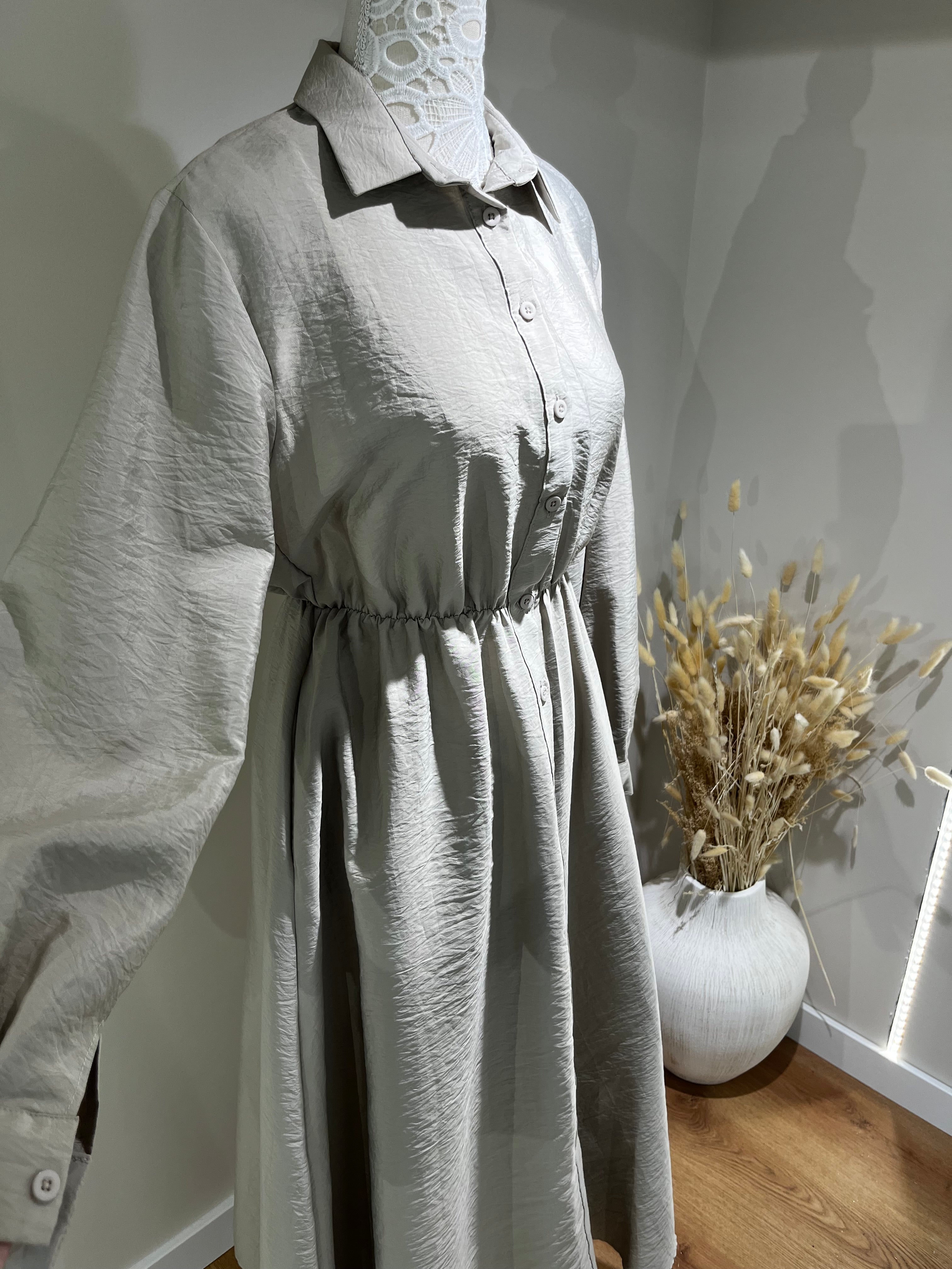 Robe élastiquée beige