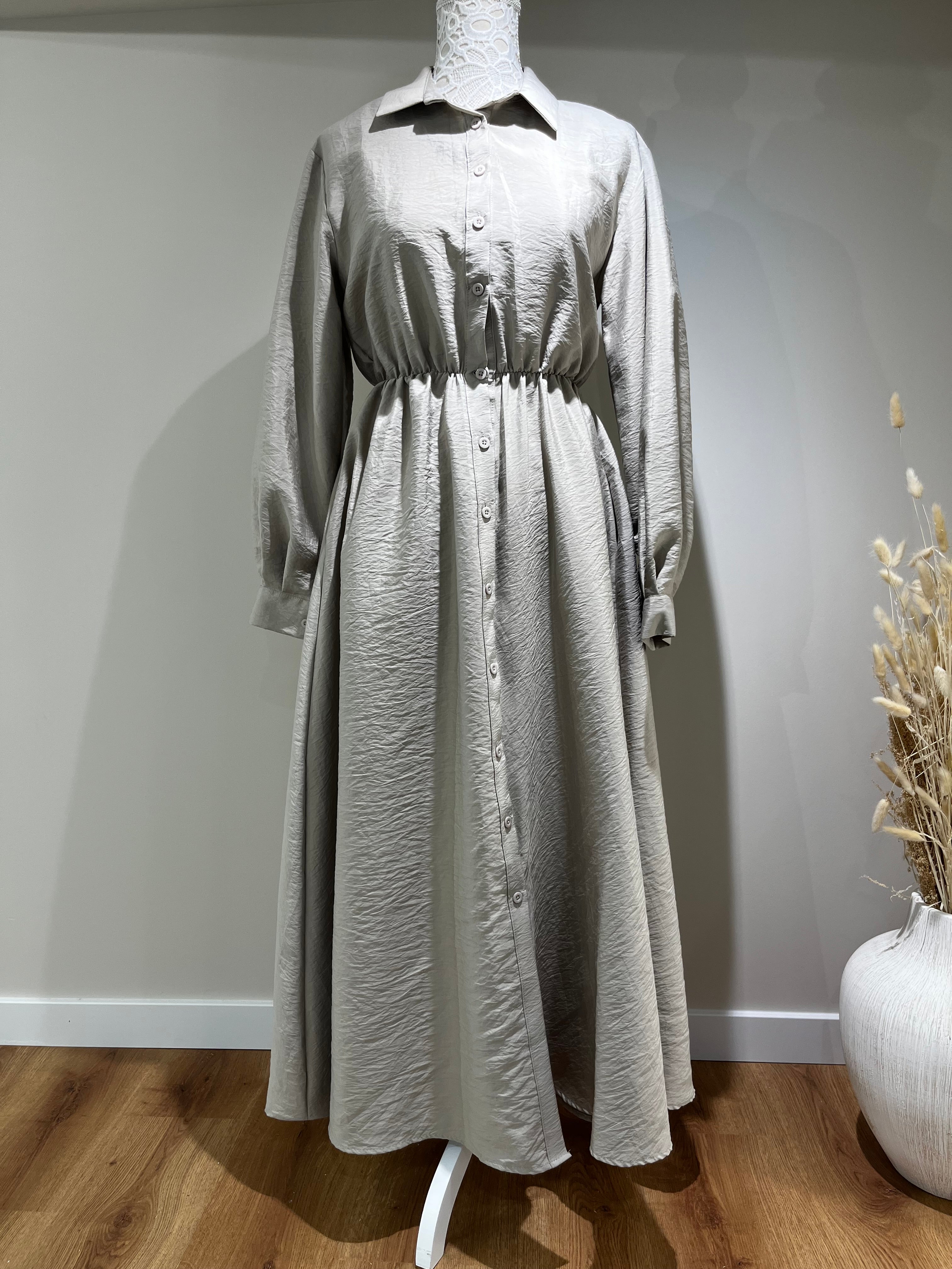Robe élastiquée beige