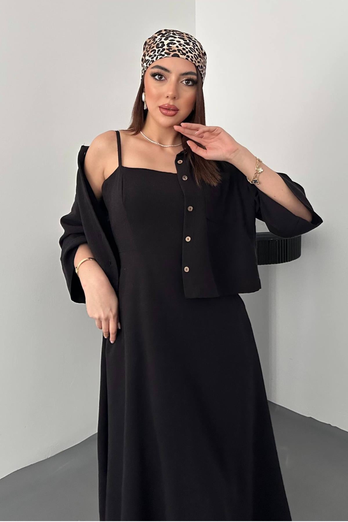 Robe bretelles avec chemise courte