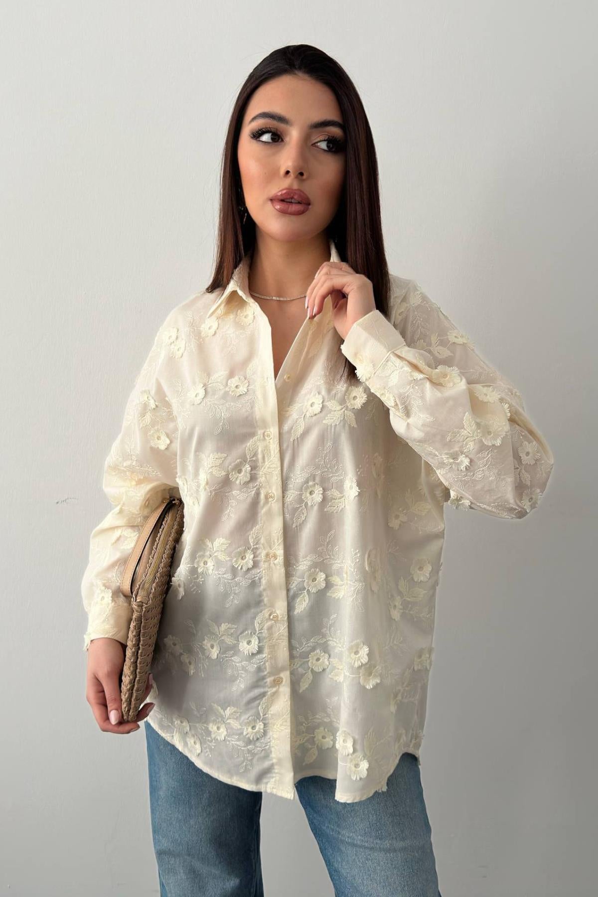 Chemise brodée fleurs