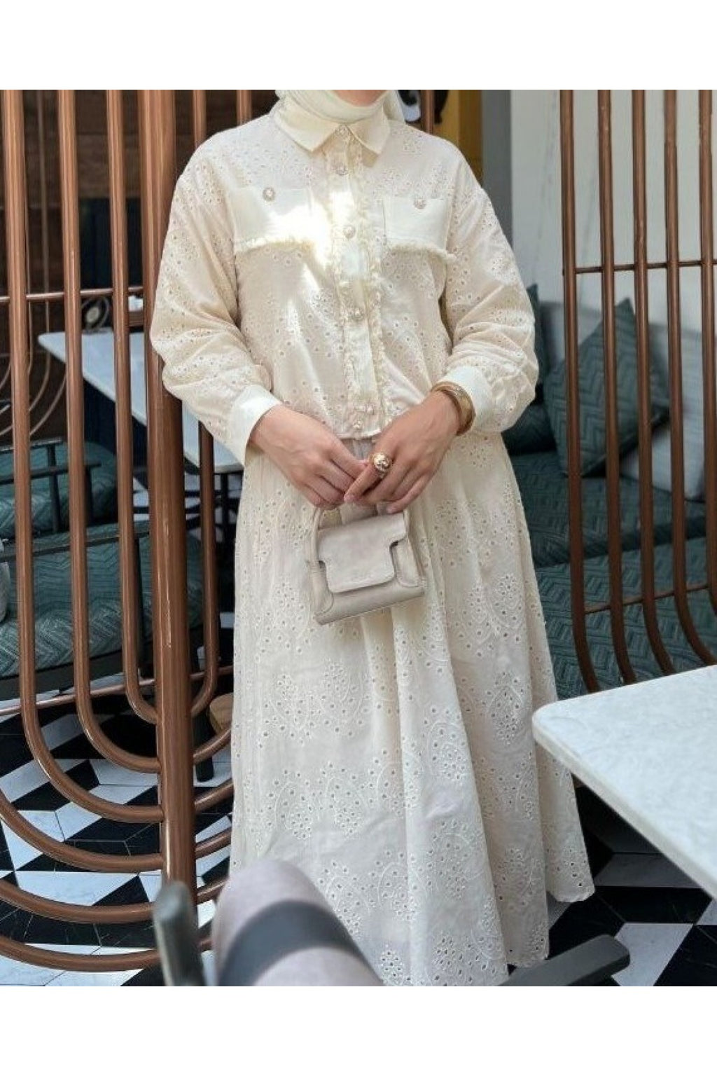Ensemble jupe chemise brodé