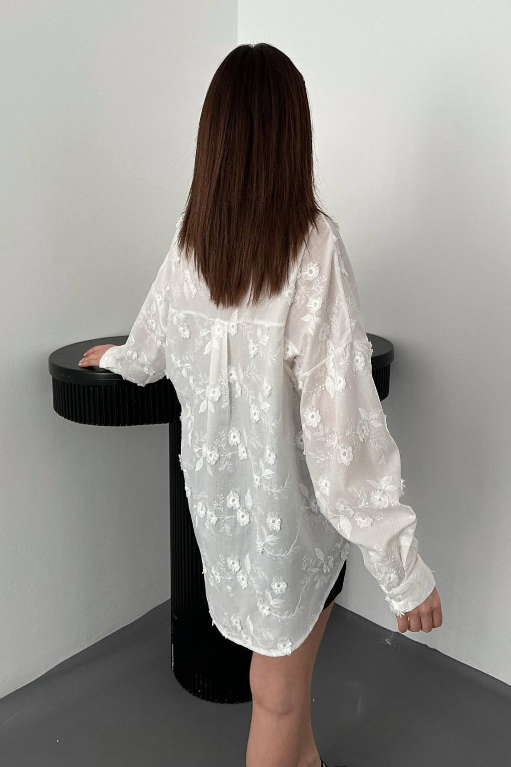 Chemise brodée fleurs