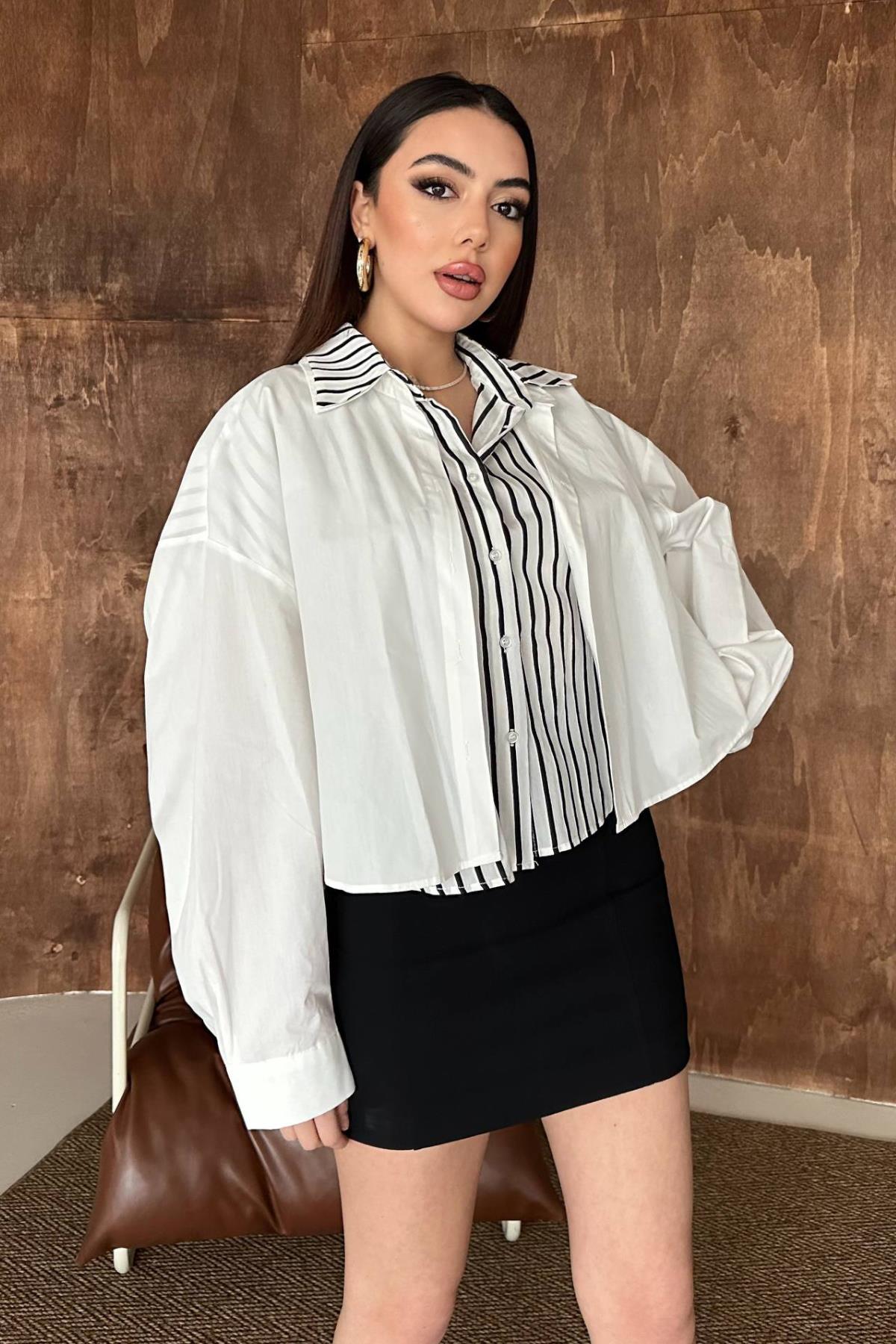 Chemise courte à effet doublé chemise oversize