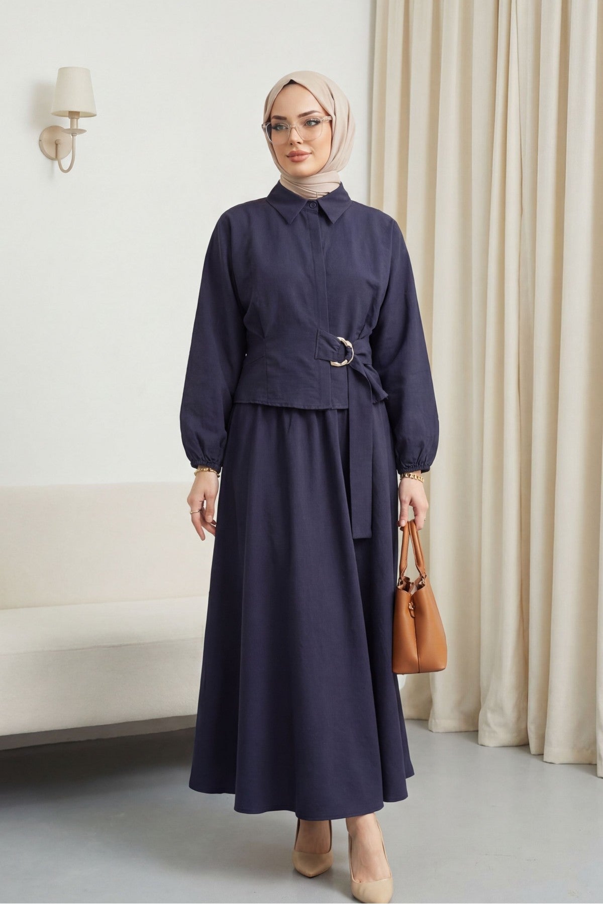 Ensemble jupe avec detail ceinture inclus