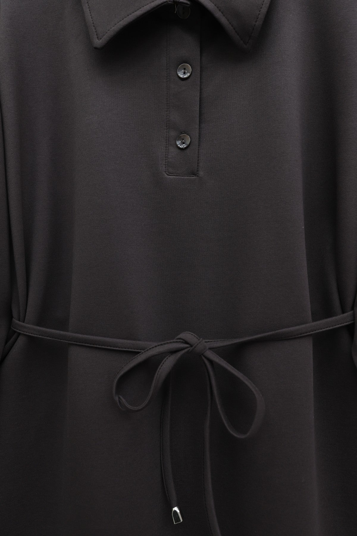 Robe en jersey avec lacets