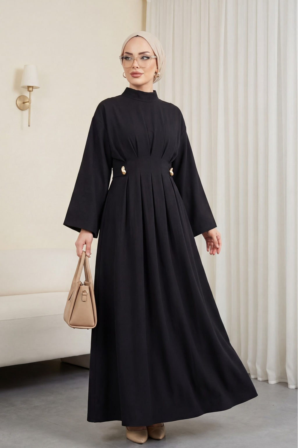 Robe en modal à plis avec ceinture et détail de boucle