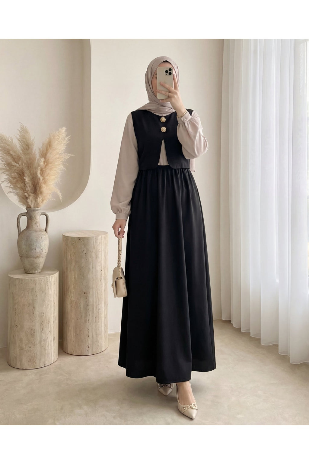 Robe en Cupra avec gilet à taille élastiquée et à liens
