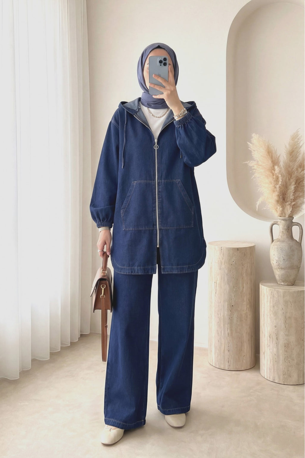 Ensemble pantalon jean fermeture zippee et capuche