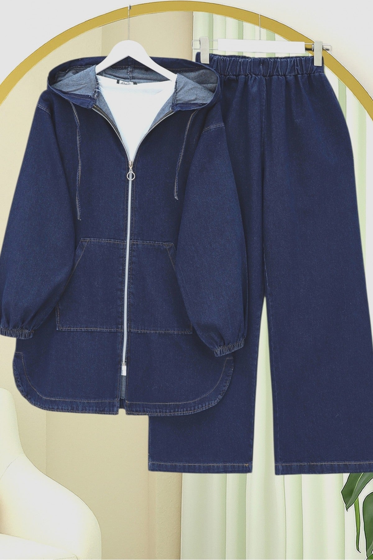 Ensemble pantalon jean fermeture zippee et capuche