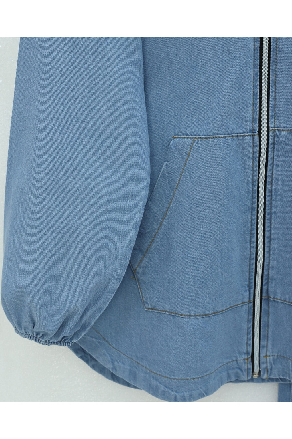 Ensemble pantalon jean fermeture zippee et capuche