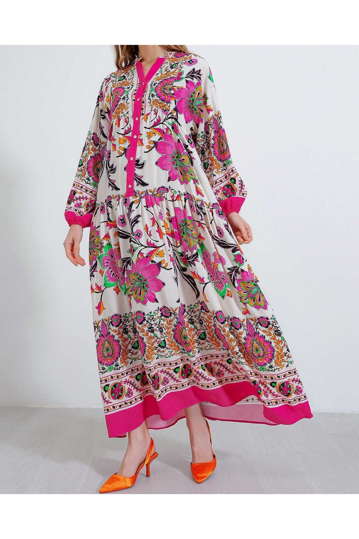 Robe motif authentique